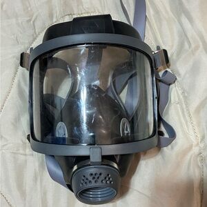 Gas Mask